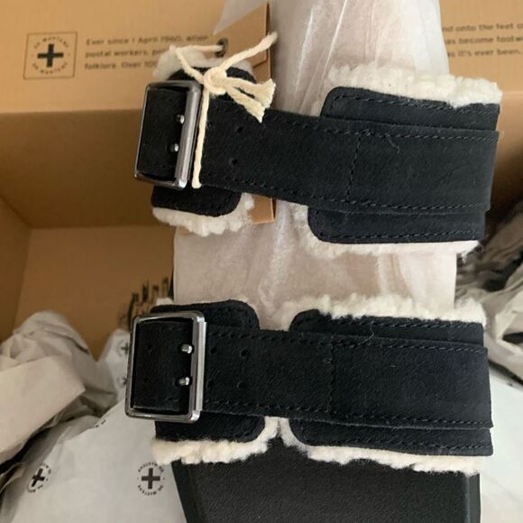 Dr. Martens | Myles Faux Fur Platform Sandals - Picture 7 of 10